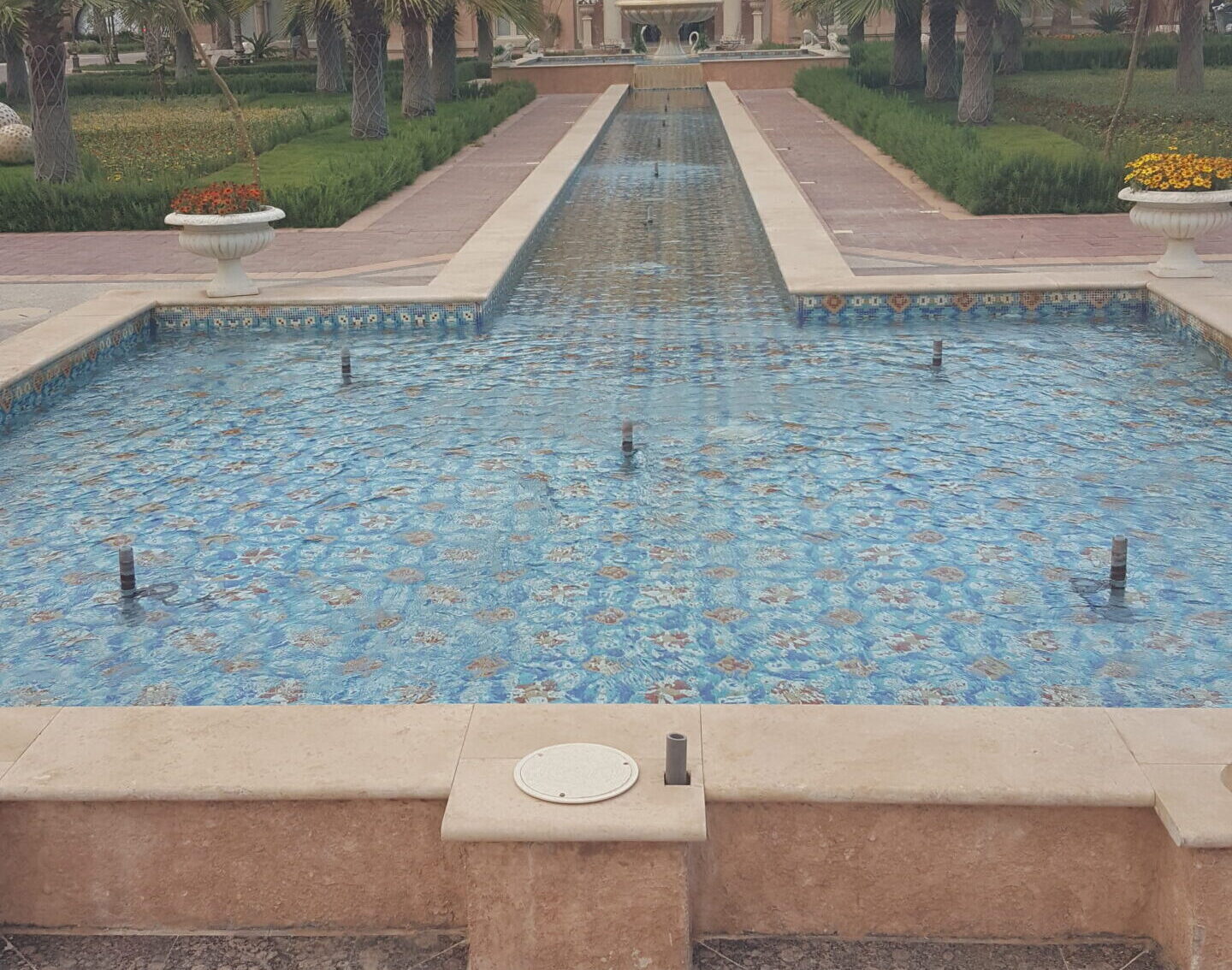 أعمال الإنشاء والبنية التحتية 20160420_175532