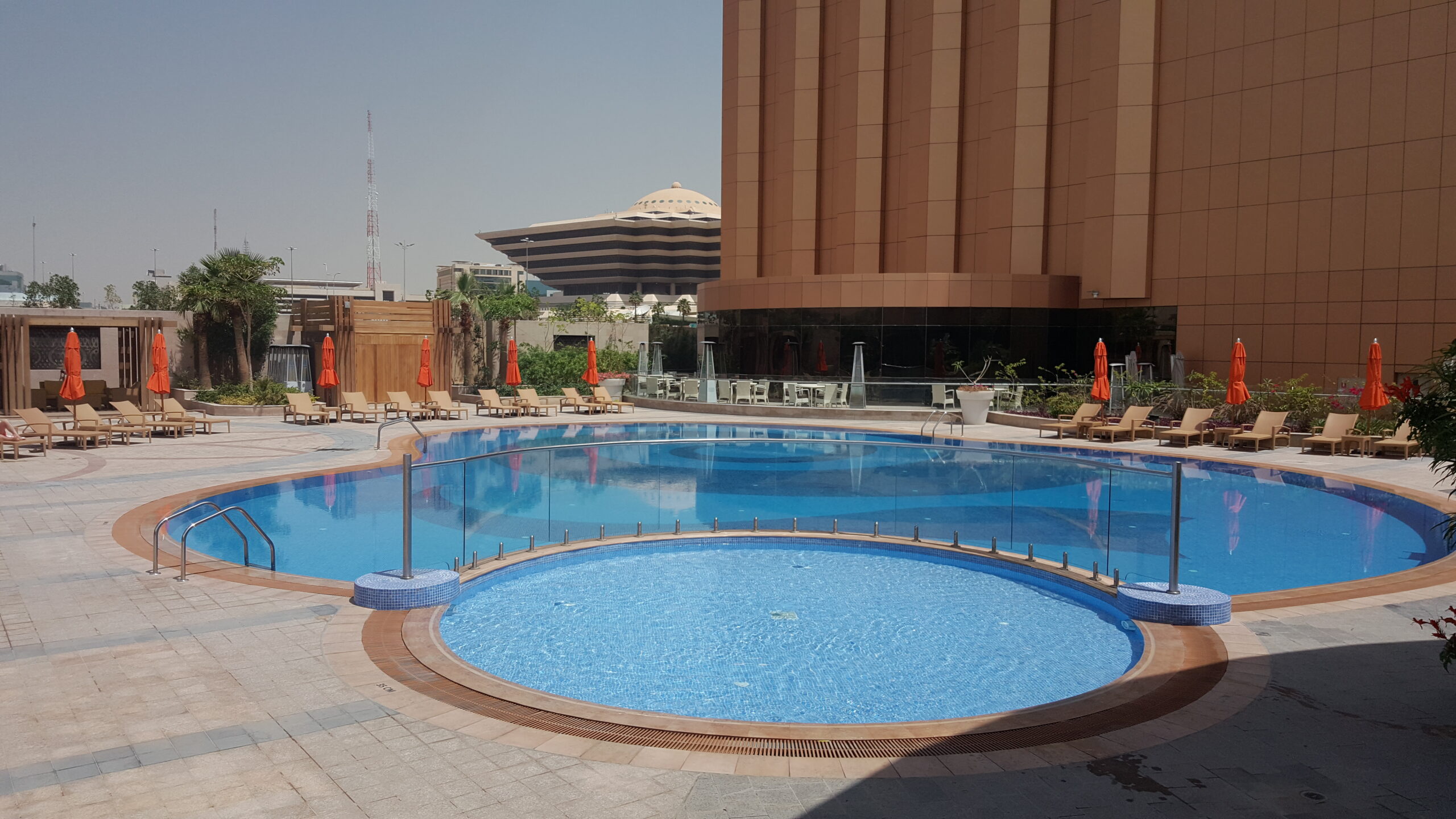 أعمال الإنشاء والبنية التحتية 20160421_103822