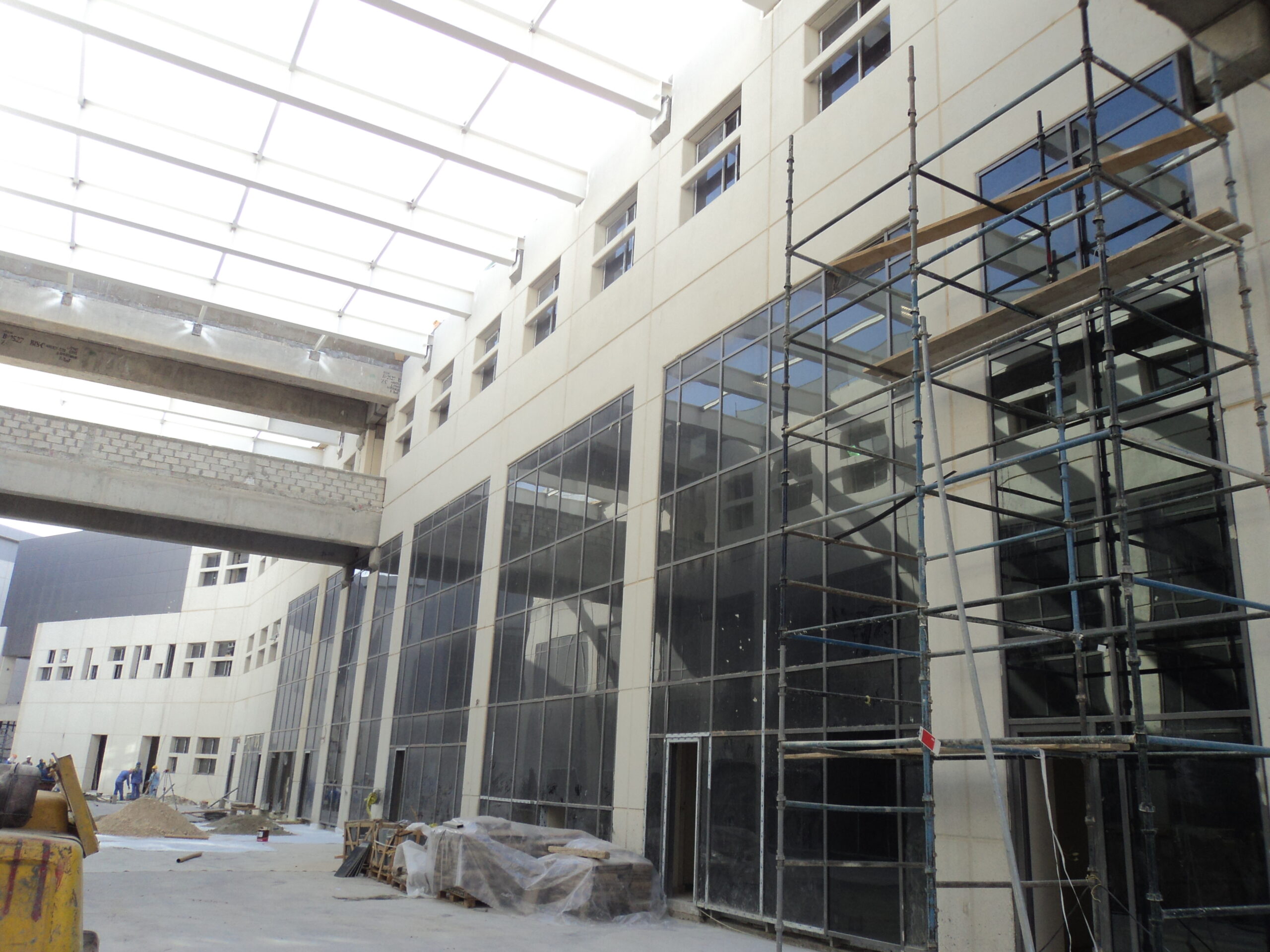 أعمال الإنشاء والبنية التحتية DSC00535