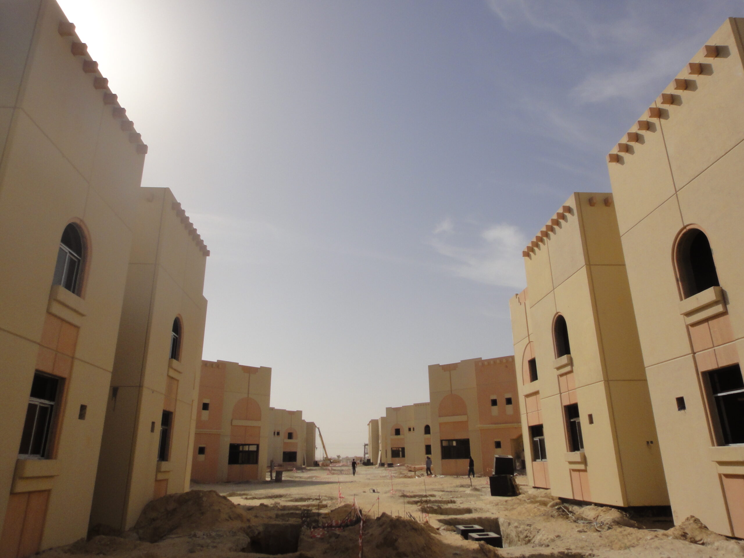 أعمال الإنشاء والبنية التحتية DSC00791