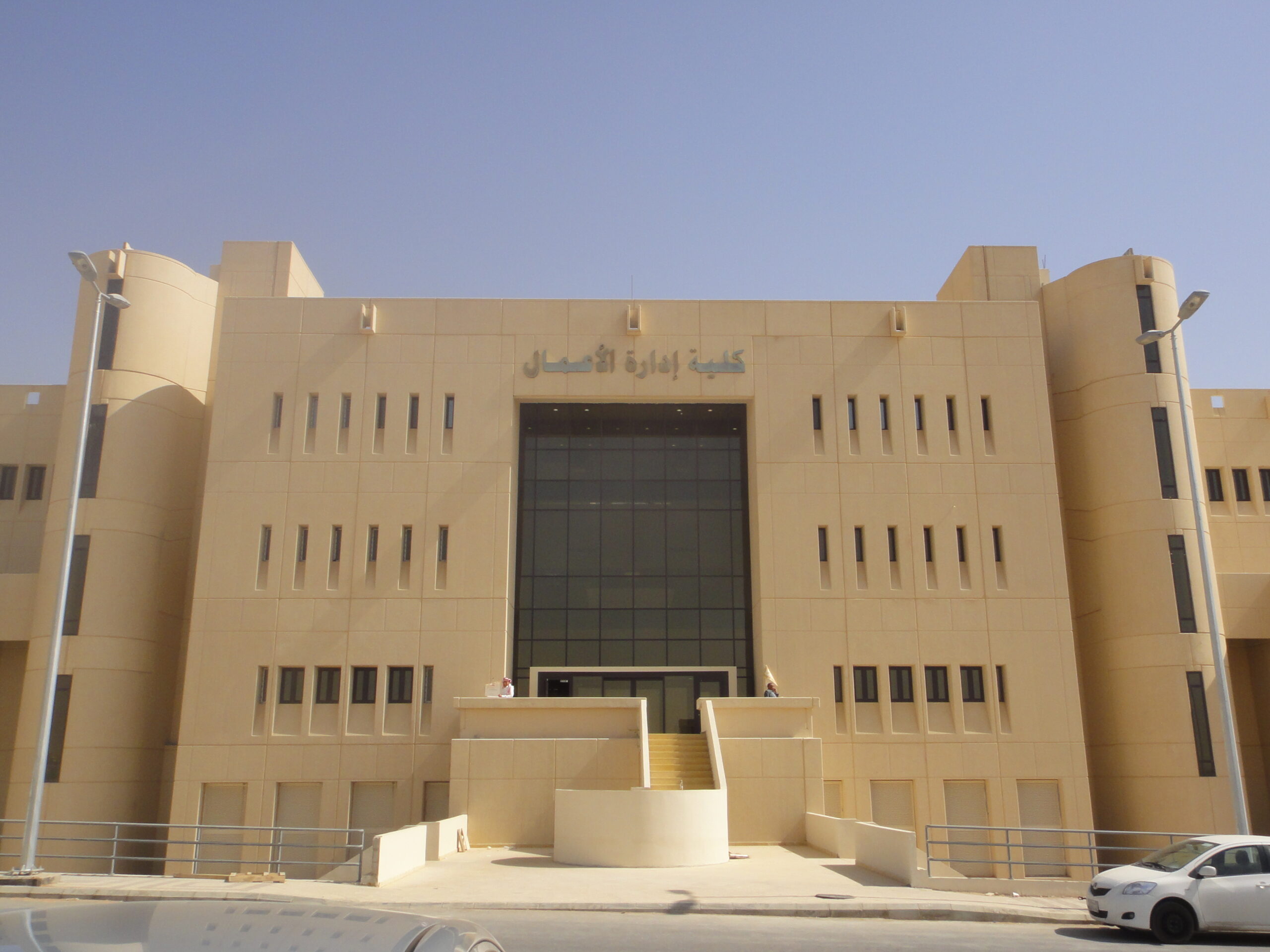 أعمال الإنشاء والبنية التحتية DSC00819