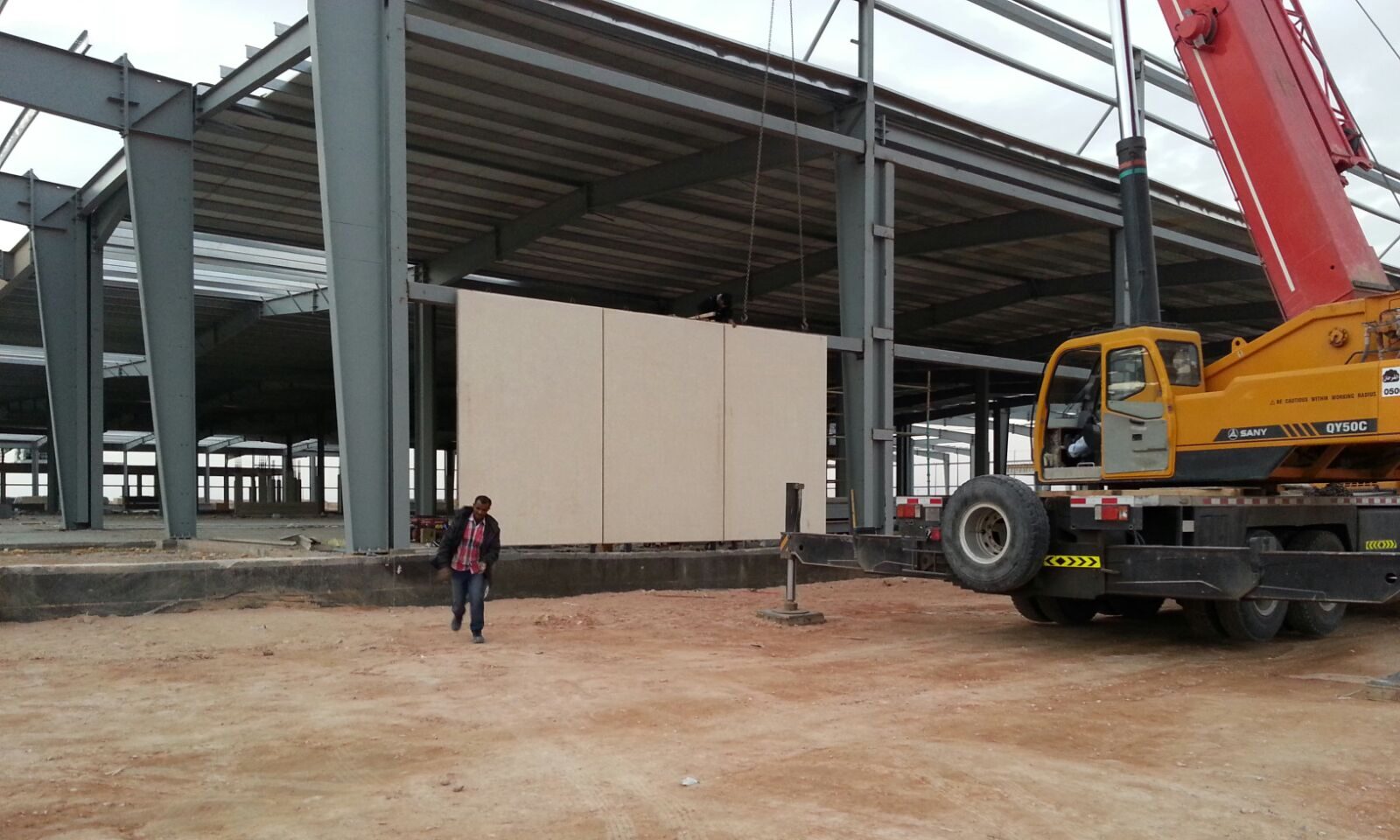 أعمال الإنشاء والبنية التحتية IMG-20151102-WA0038