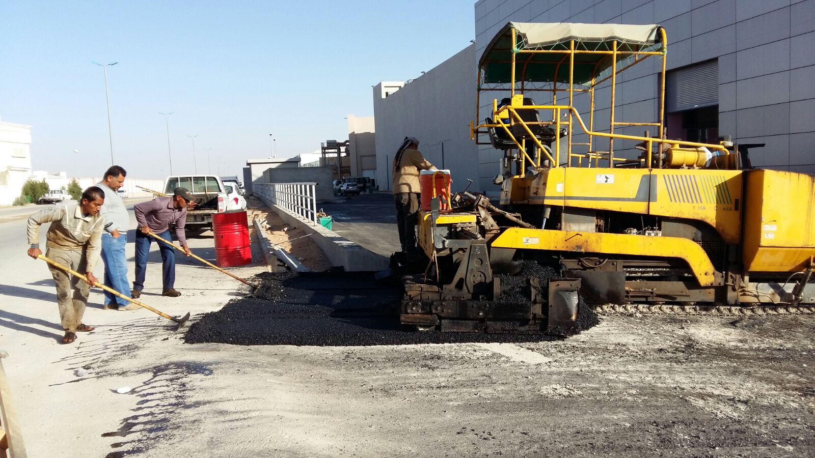 أعمال الإنشاء والبنية التحتية IMG-20160109-WA0002