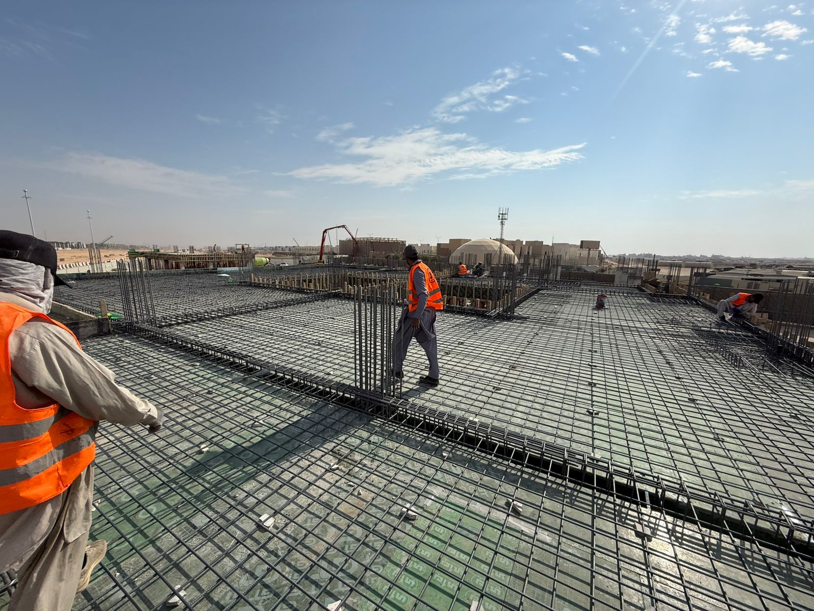 أعمال الإنشاء والبنية التحتية IMG-20251126-WA0028