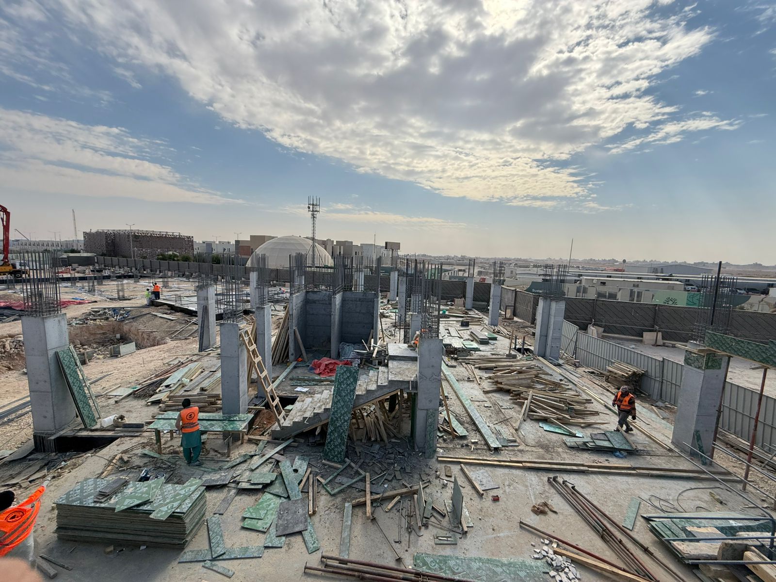 أعمال الإنشاء والبنية التحتية IMG-20251126-WA0038