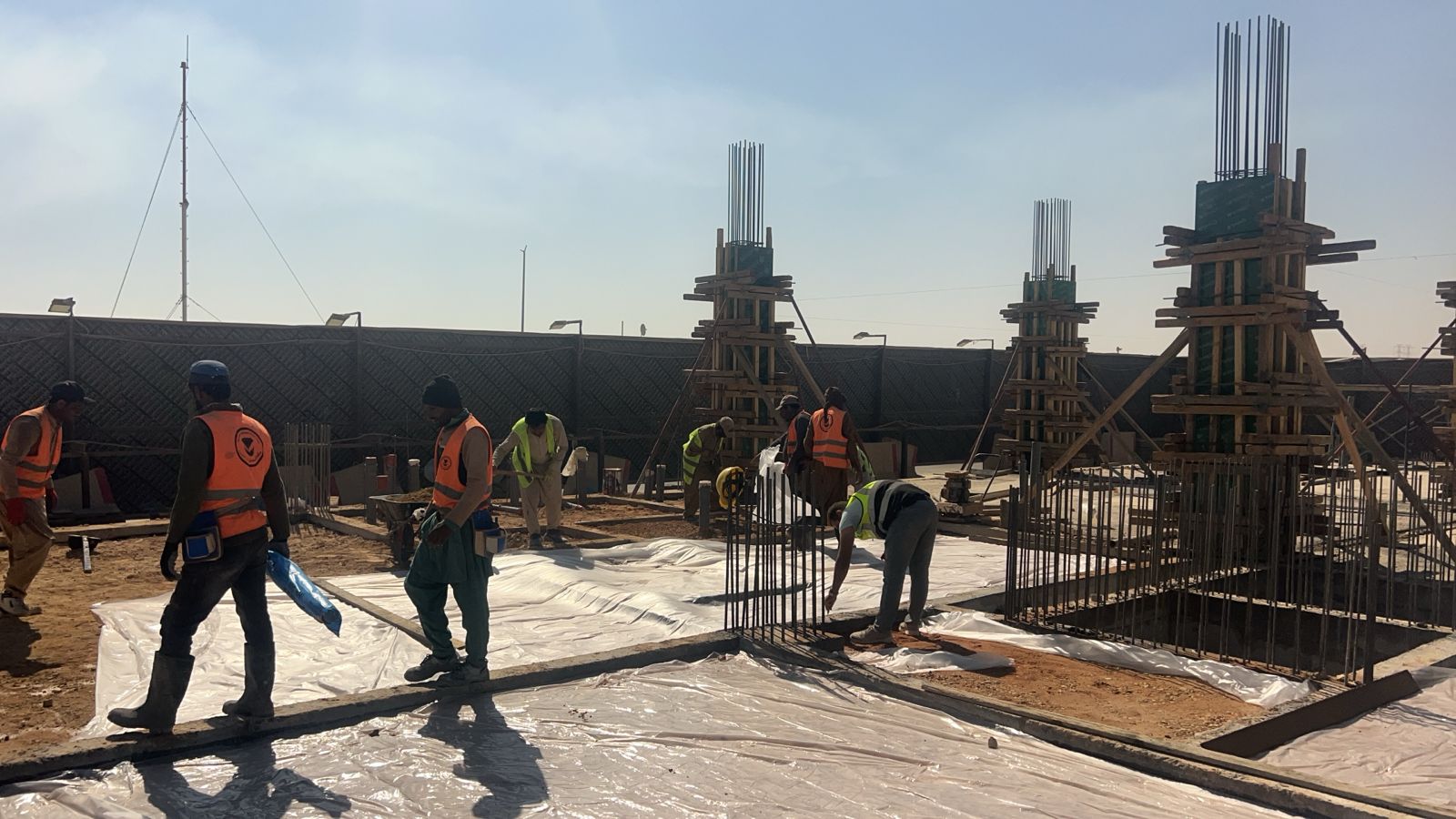 أعمال الإنشاء والبنية التحتية IMG-20251126-WA0041